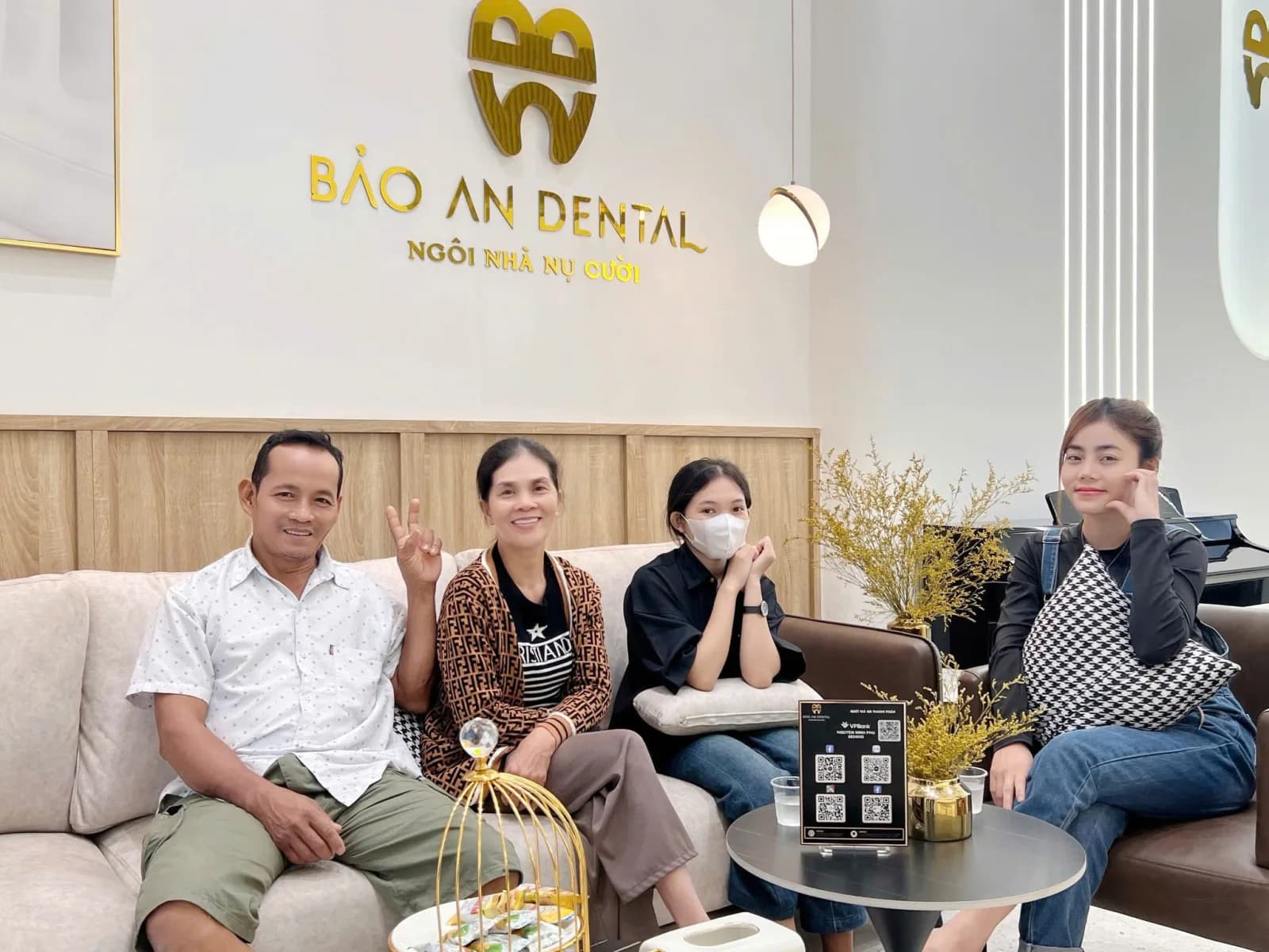 Khách hàng thực tế tại Bảo An Dental